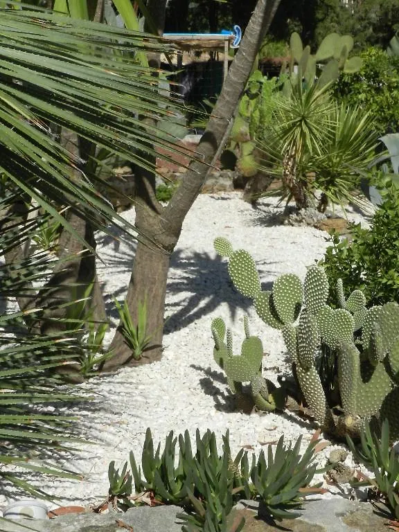 Hôtel Paradis Bormes-les-Mimosas France
