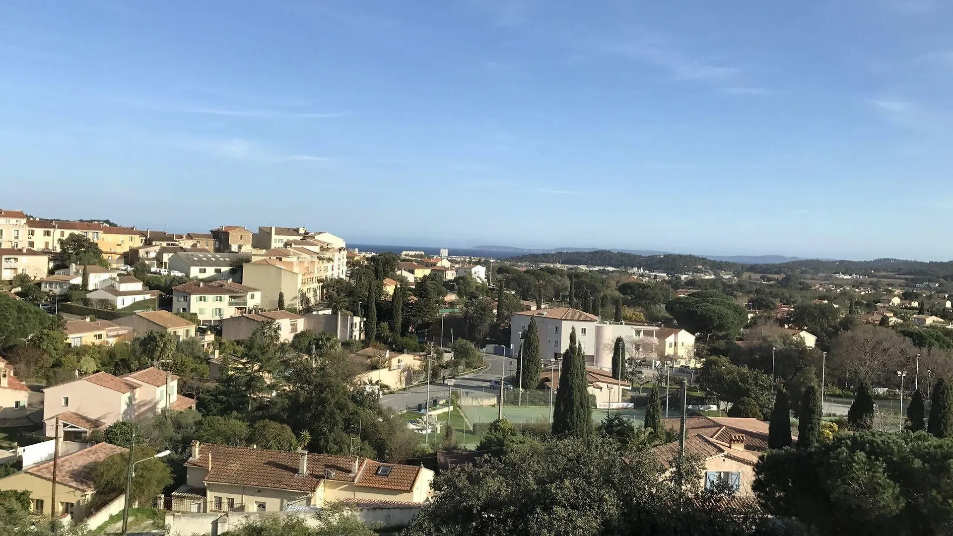 Hotel Paradis Bormes-les-Mimosas 2*,