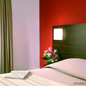 appartcity-geneve-gaillard.hotels-rhonealpes.com/
